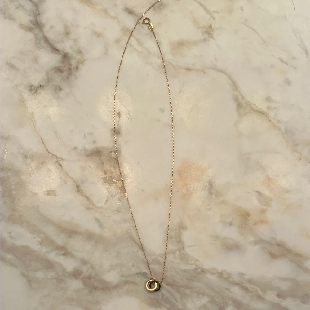 Au Rate Connection Necklace -Elegant Gold Interlocking Circle Necklace - Picture 6 of 8